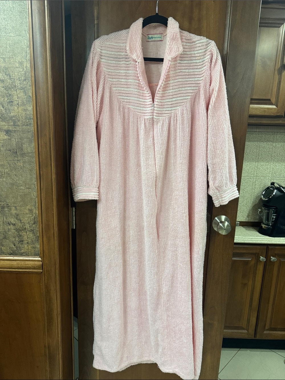 Vintage Long Plush Pink Women's Robe - Soft Chenille Comfort